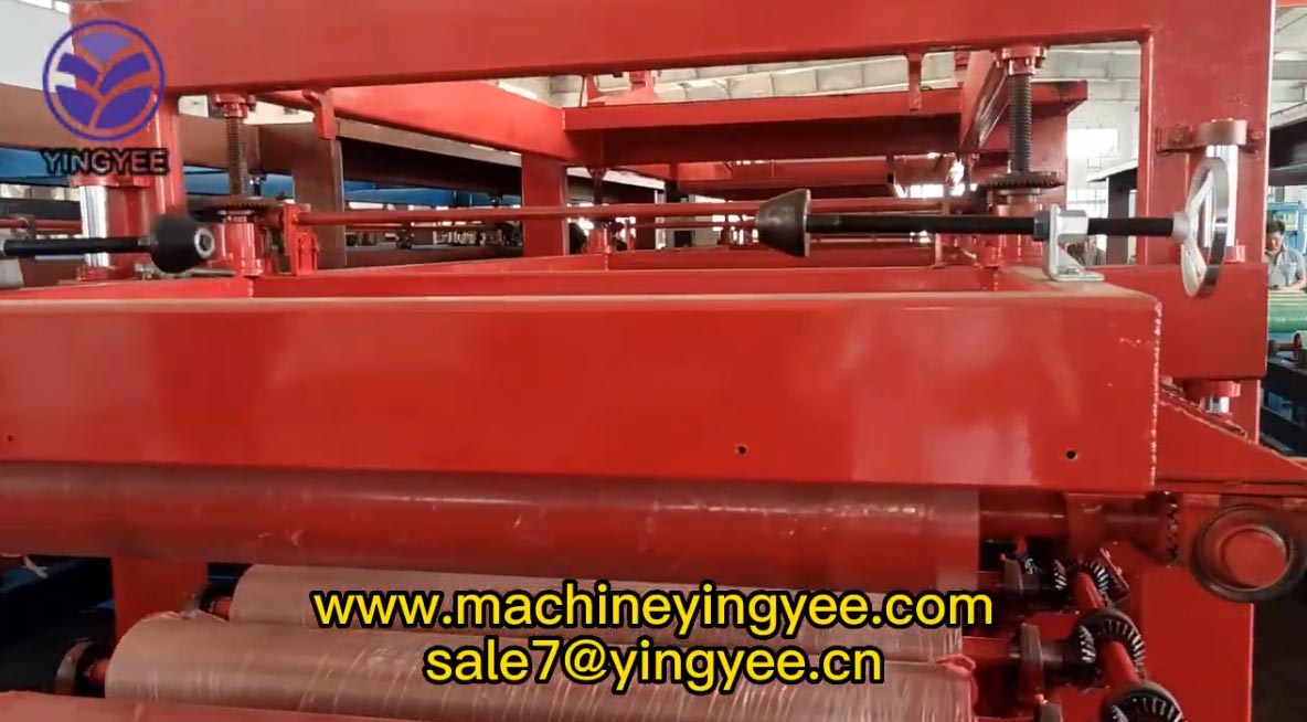 metal roofing roll forming machine