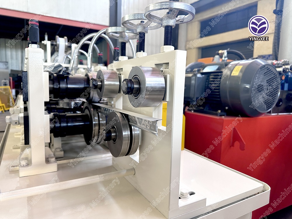 high precision straightening machine leveling machine
