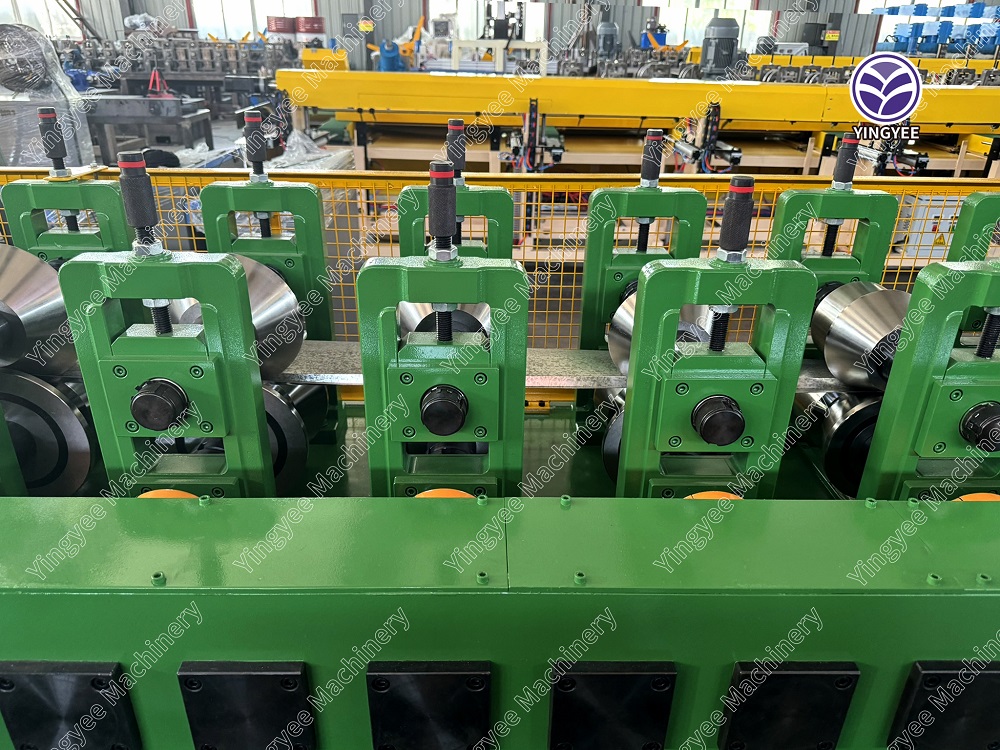 heavy duty storage rack roll forming machine