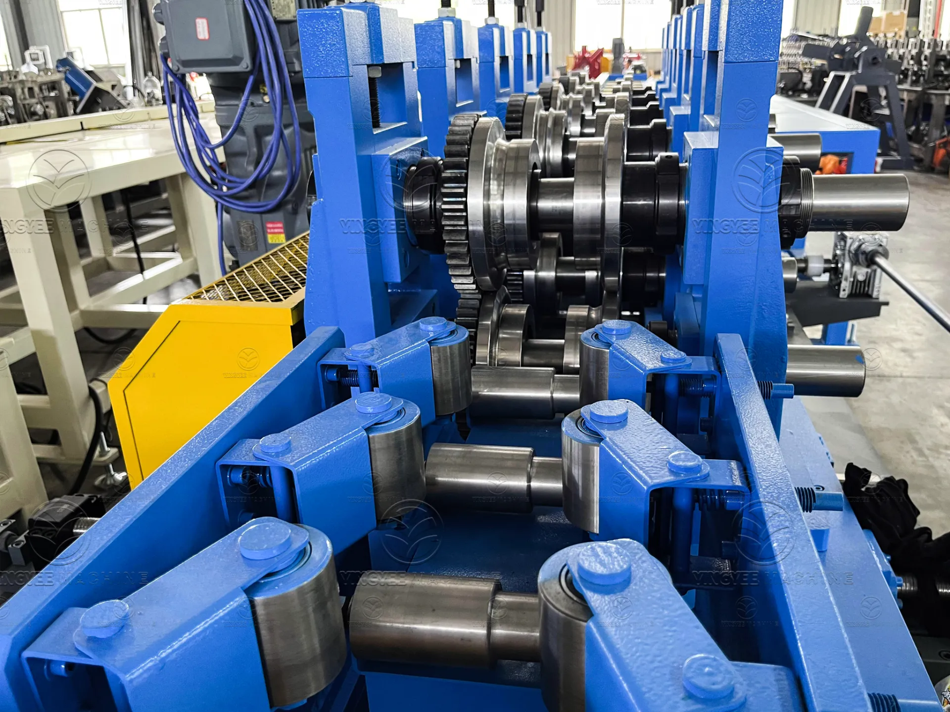 storage rack upright shelf roll forming machine