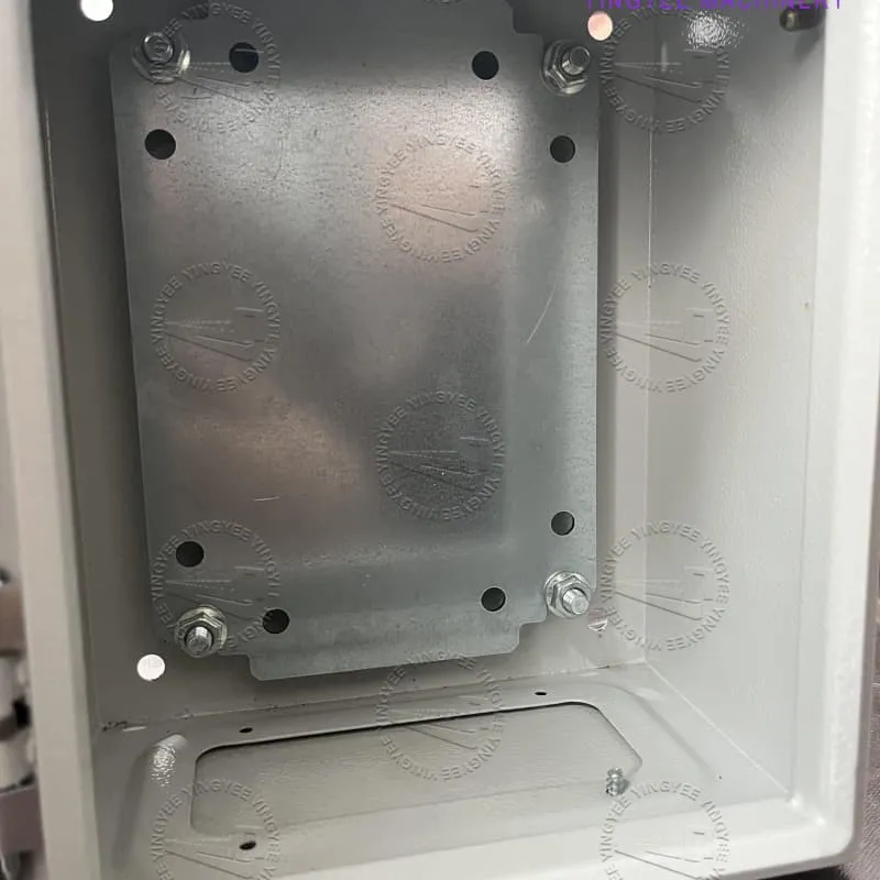 Door back installation panels machine Door back installation panels machine