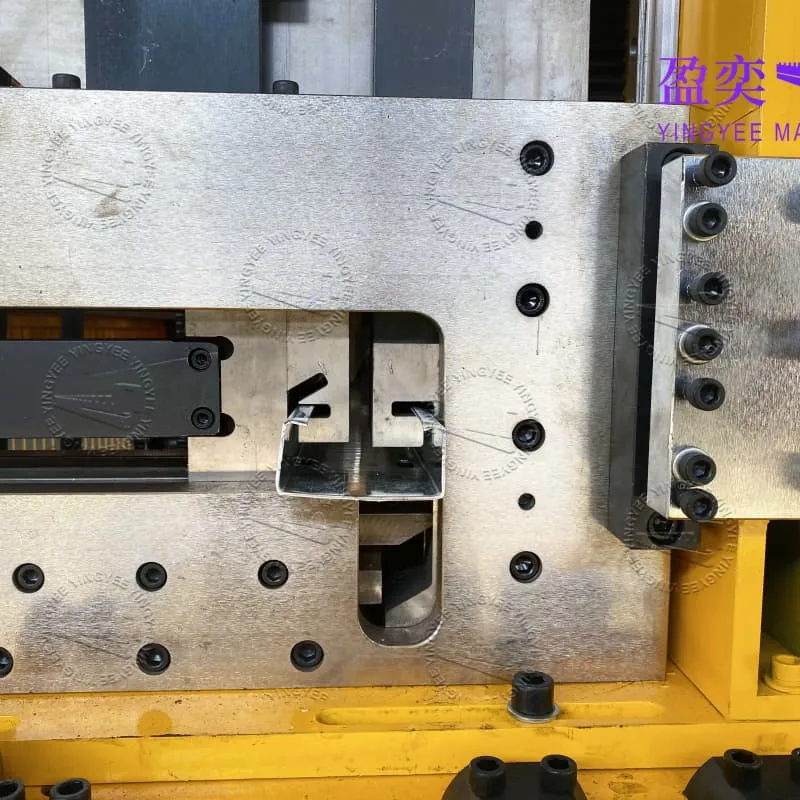 C/Z purlin roll forming machine