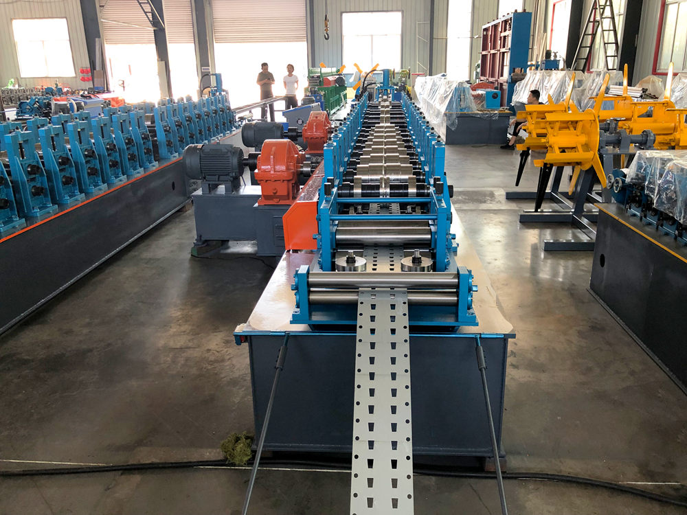 comflor 210 cold bending machine