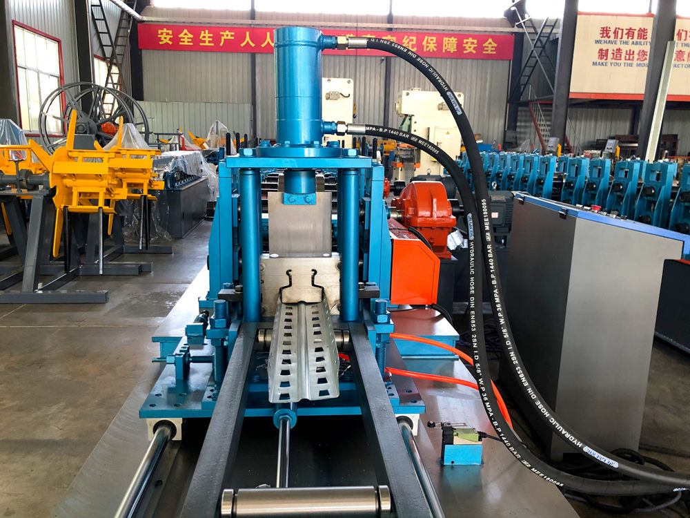 cz steel purlin machine