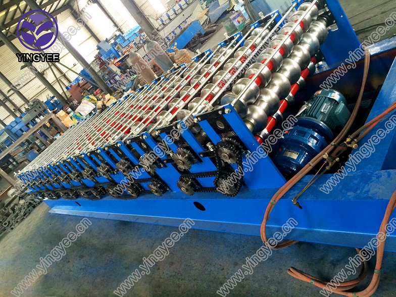 color steel rain pipe roll forming machine