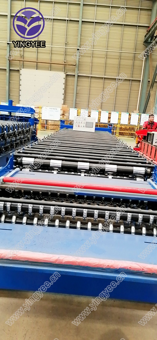roofing sheet roll