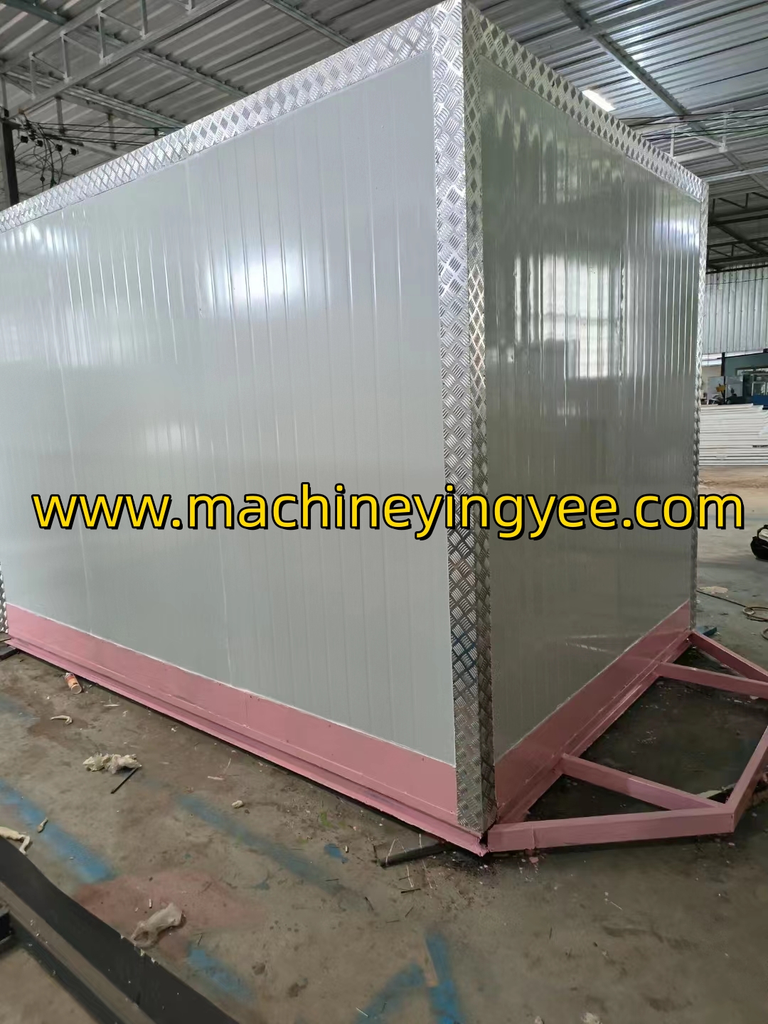 stud and track machine with high precision work