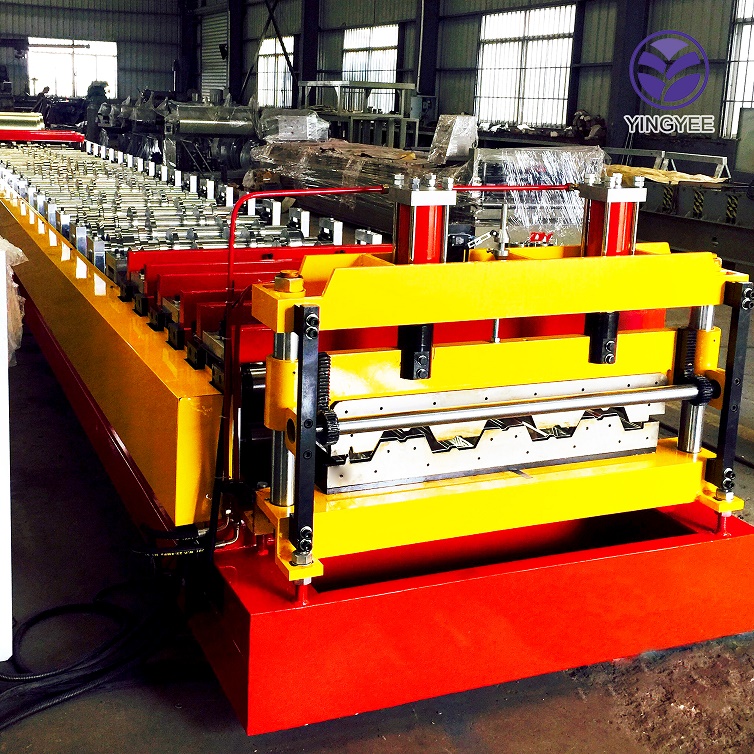 metal stud forming machine