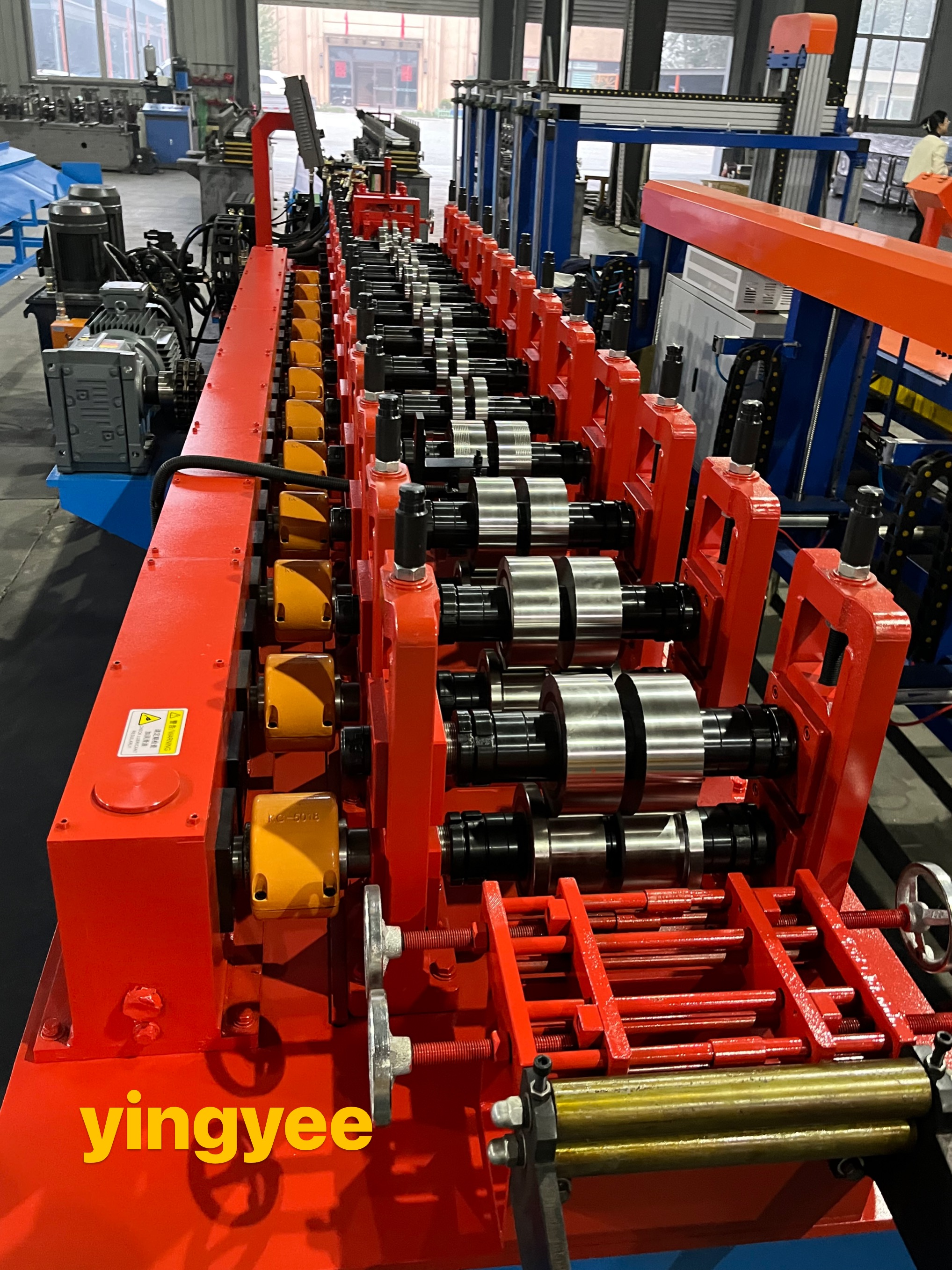 guard rail roll forming machine