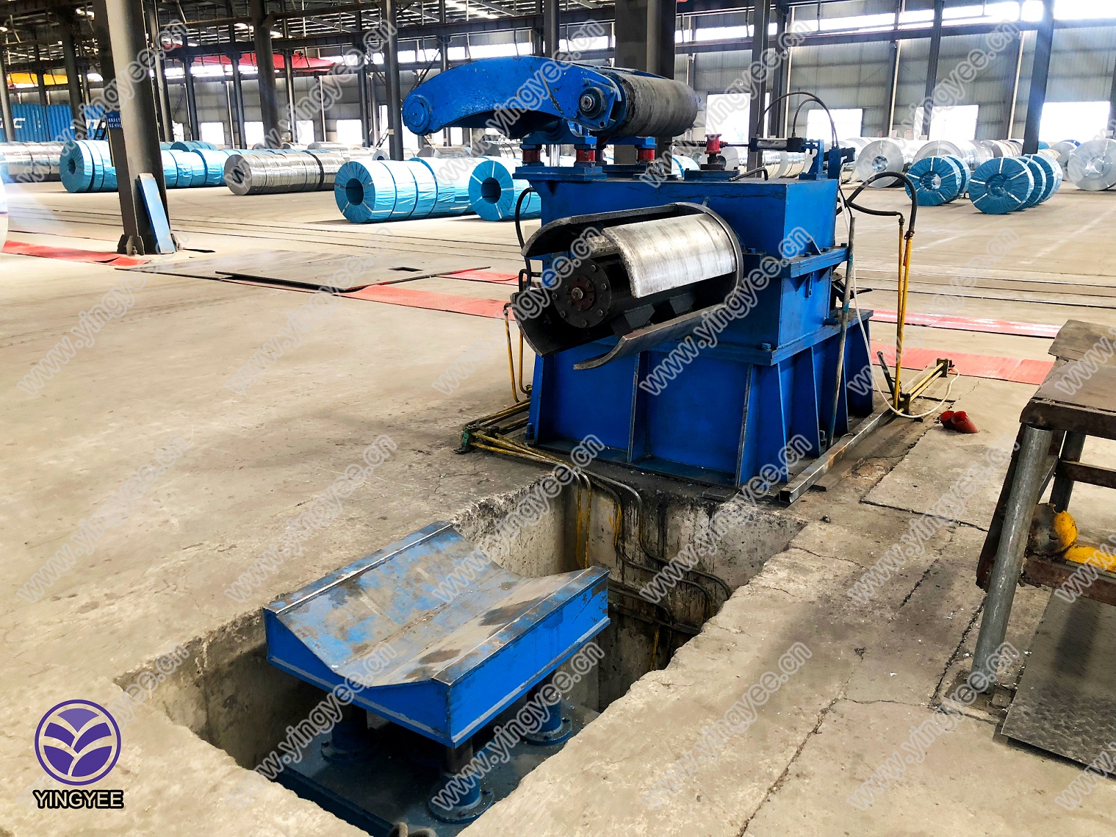 crash barrier machine