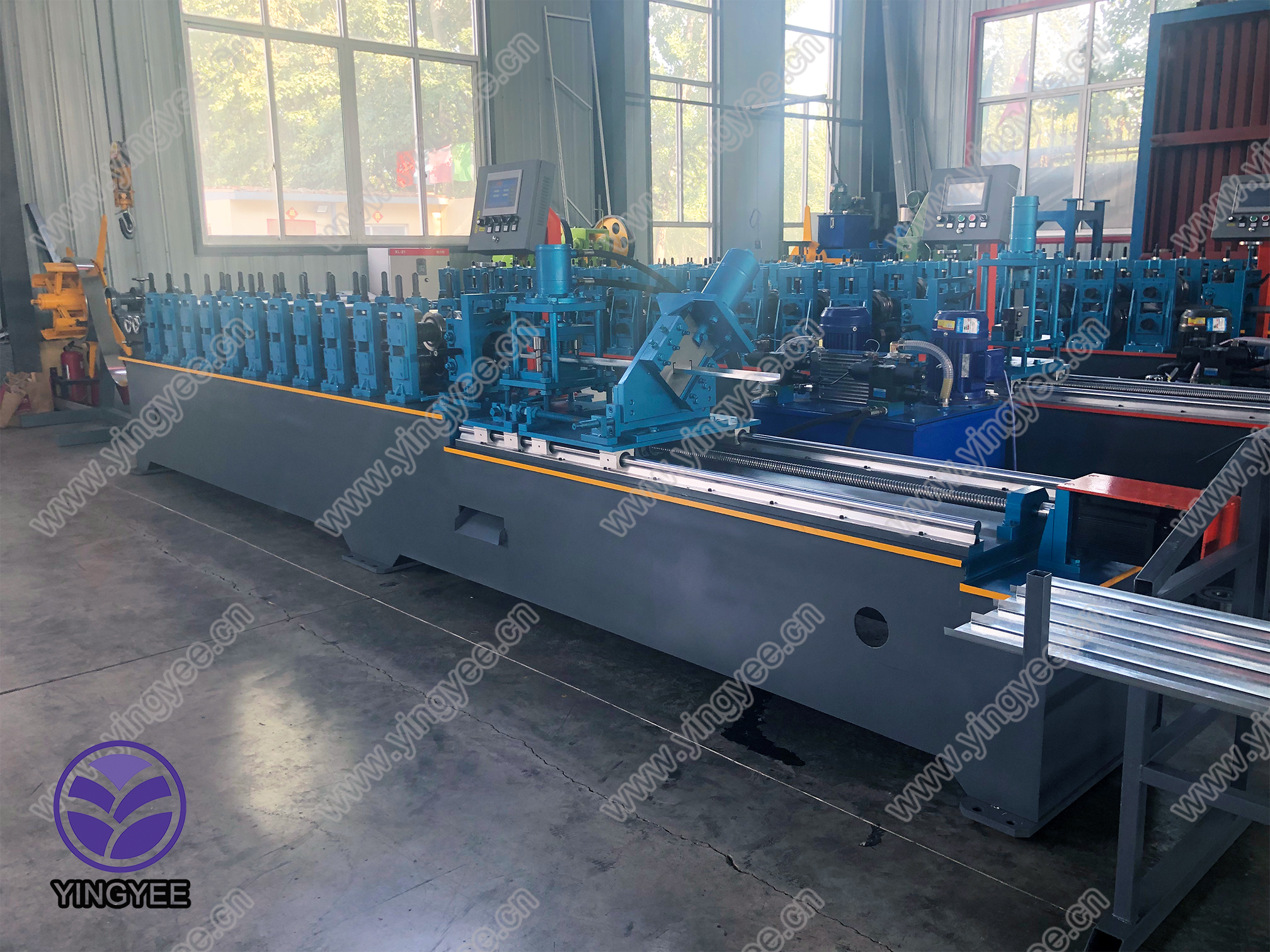 u shape baffle ceiling machine