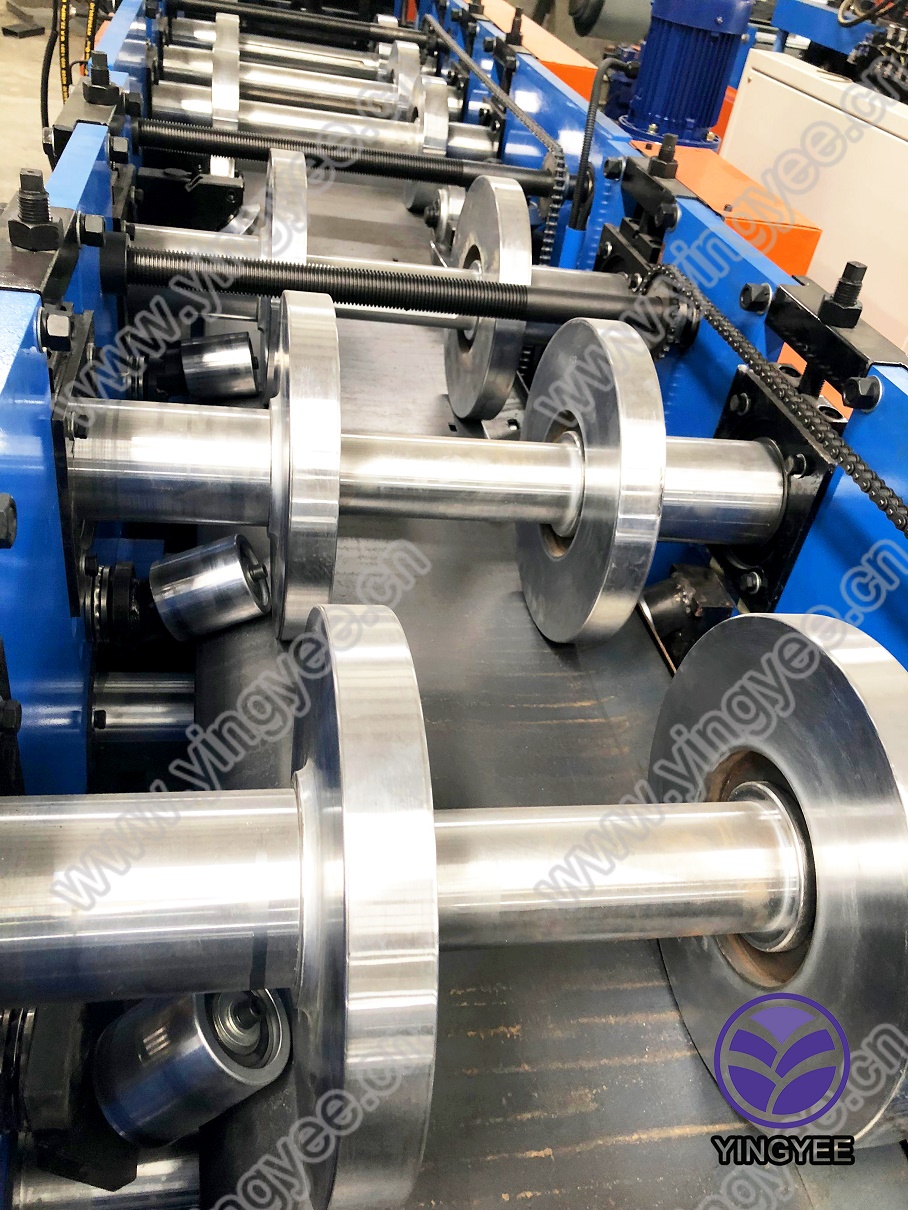 metal rolling door cold forming machine