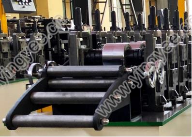 changeable c purlin roll forming machine
