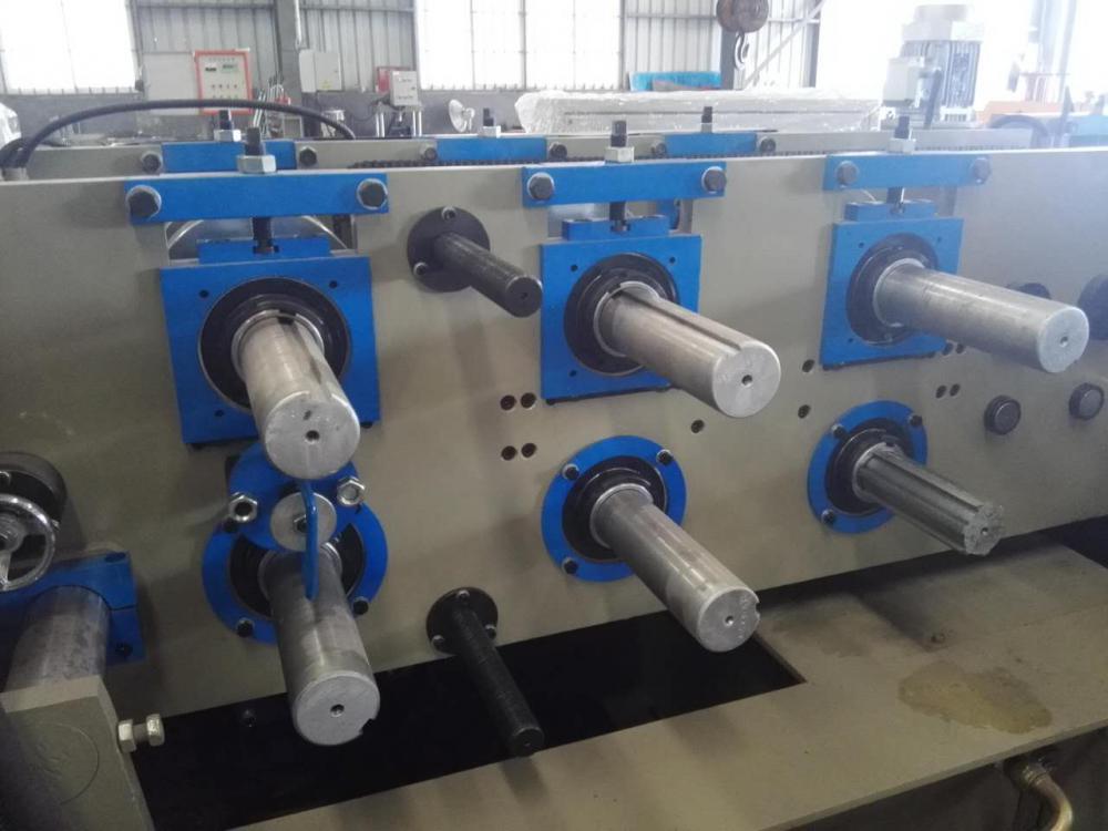 door shutter roll forming machine