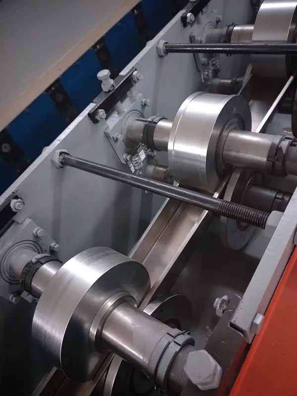 metal slitting line
