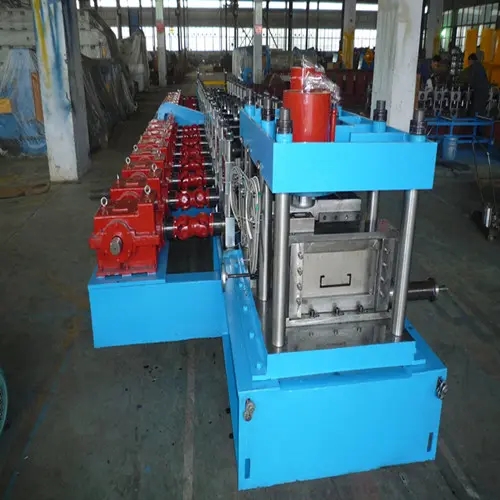 roof sheeting machine