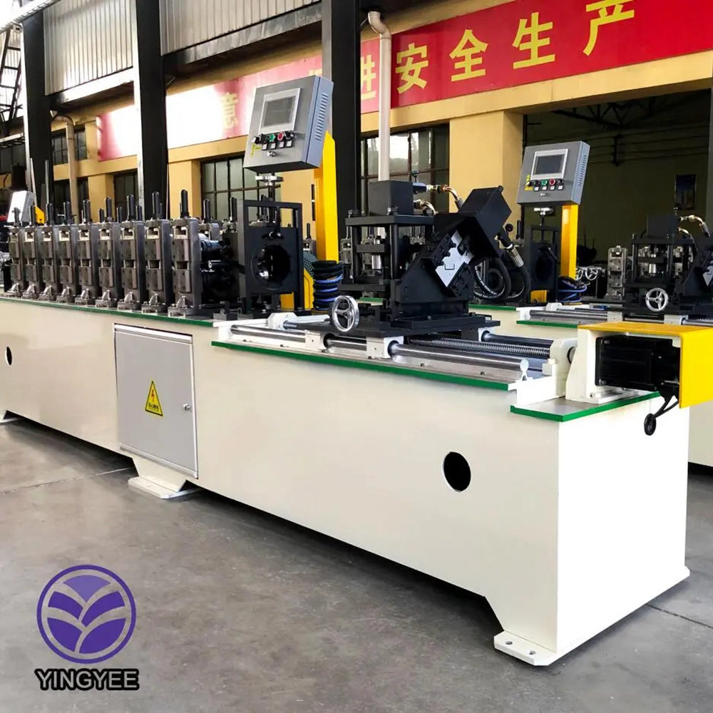 storage rack forming machine