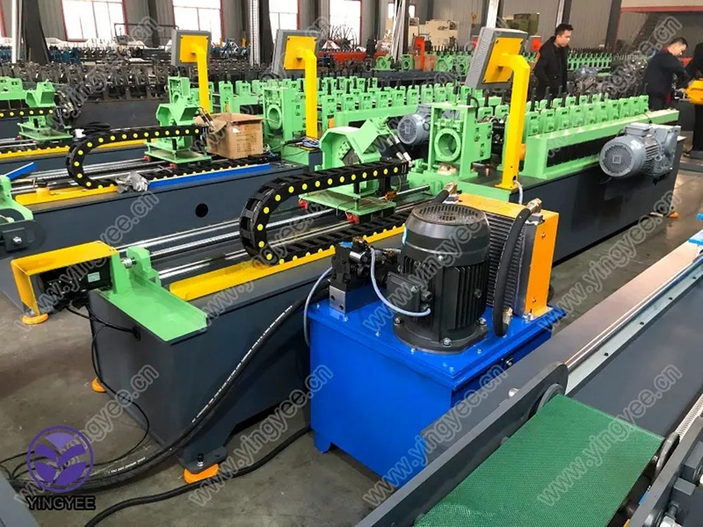 hydraulic automatic cz purlin touch screen forming machine
