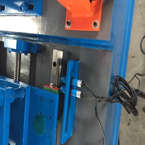 roof cold roll forming machine