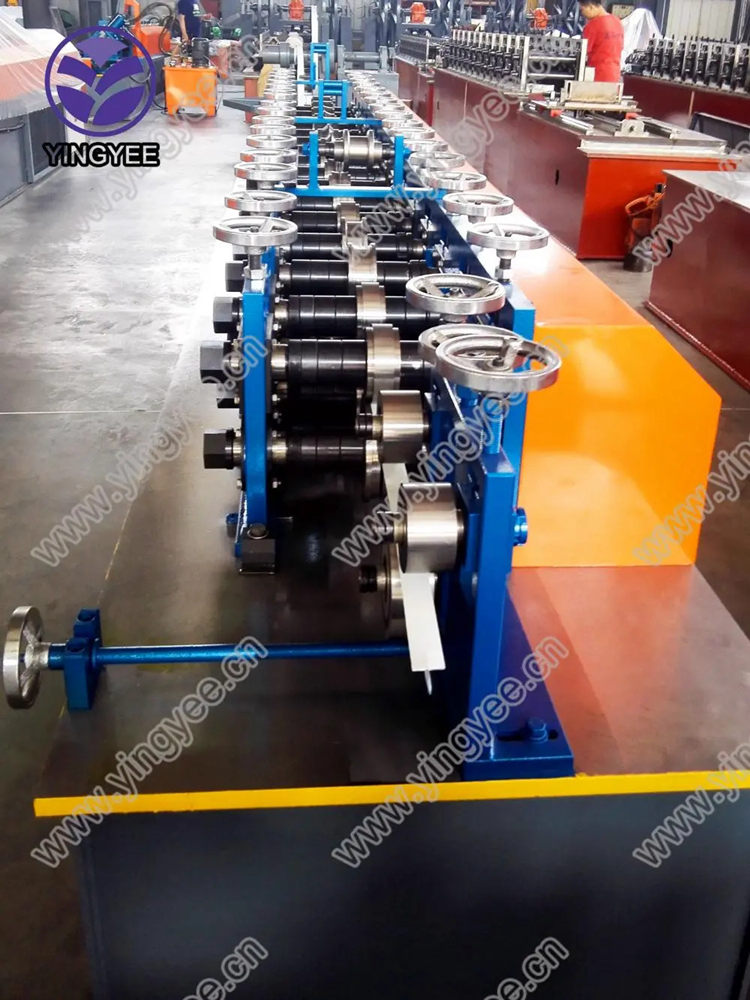 high speed galvanized storage beam roll forming machine