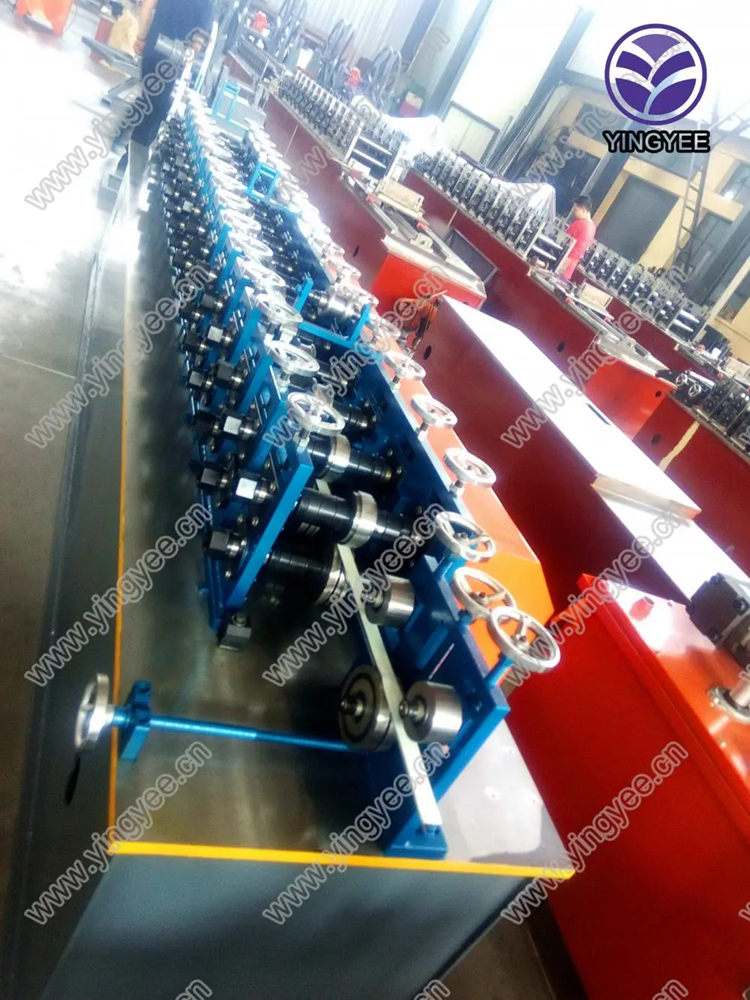 plate bending machine