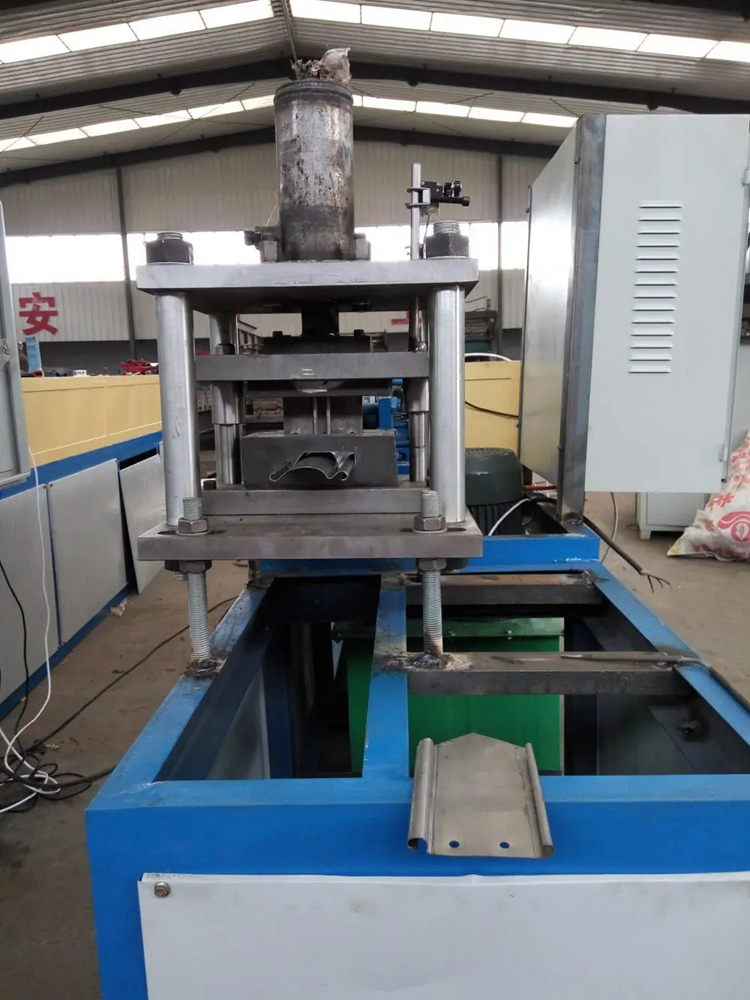 quick changeable c/z purlin roll forming machine