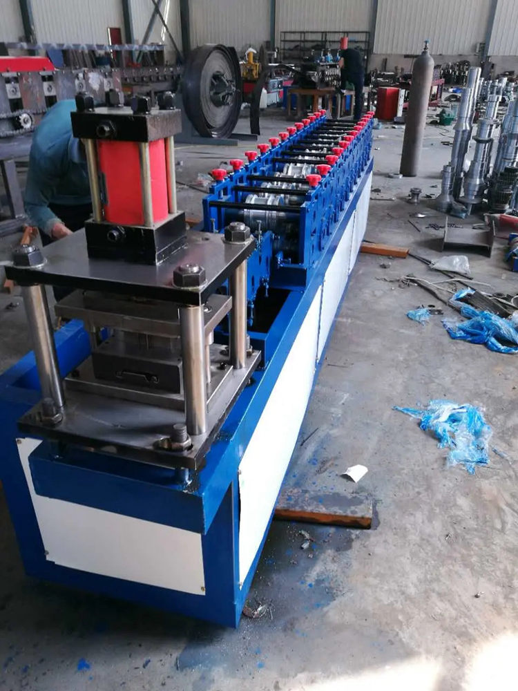 acoustical barrier cold bending machine