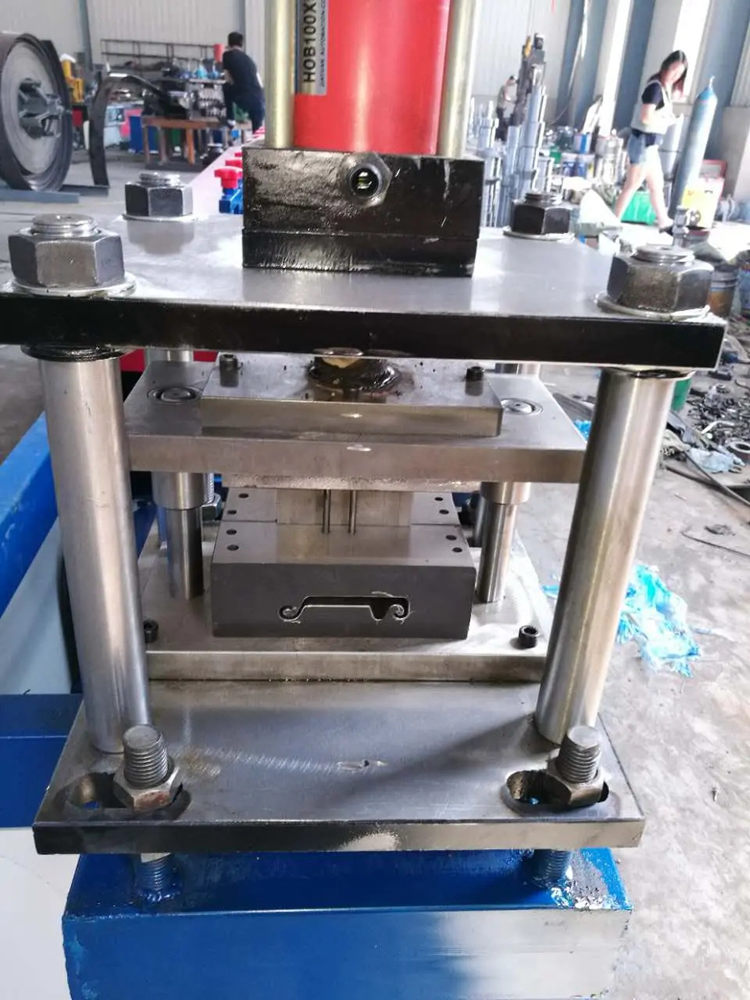stud and track ceiling forming machine