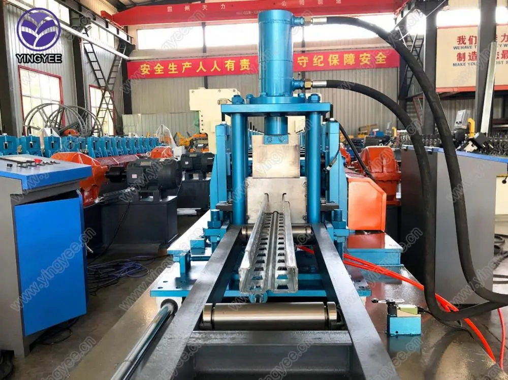 composite floor deck forming machine