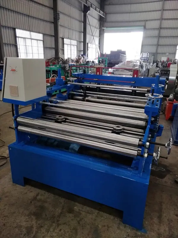 c channel steel roll forming machine