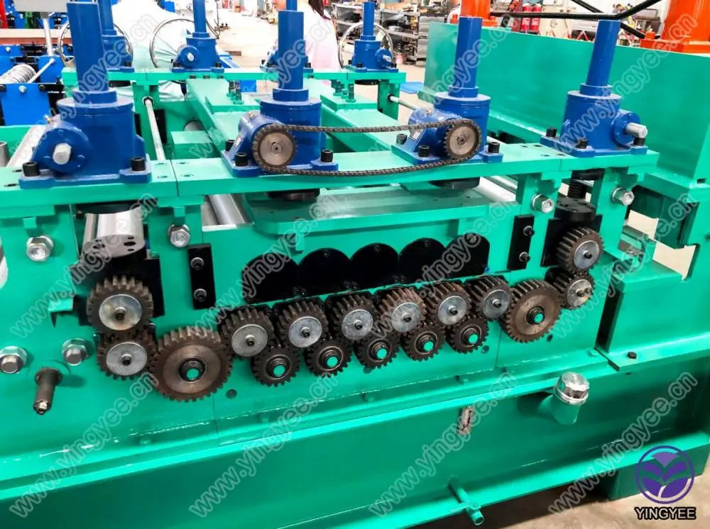 trapezoid roof sheet forming machine