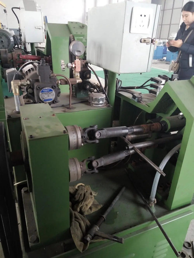 ibr roof machine