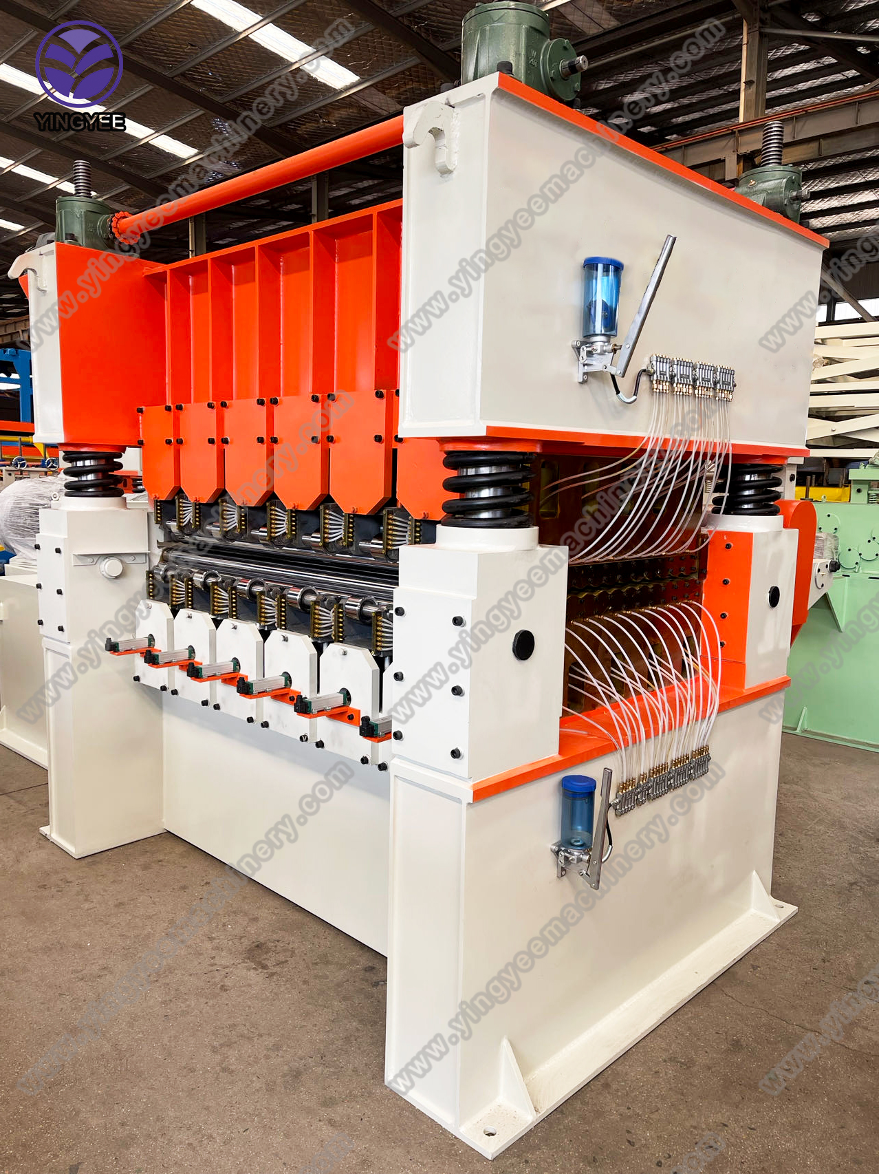 c channel rolling machine