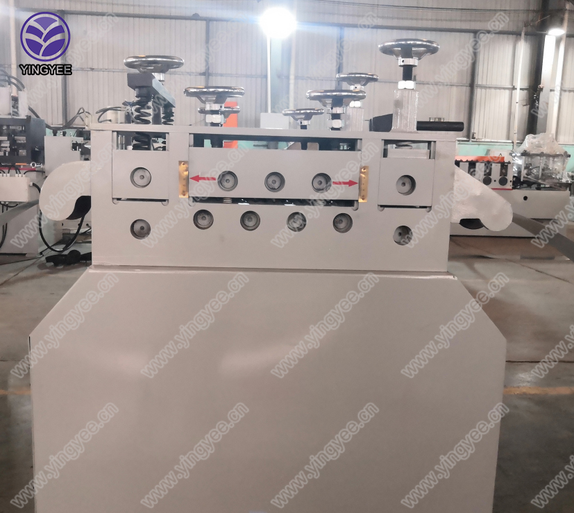 crash barrier roll forming machine